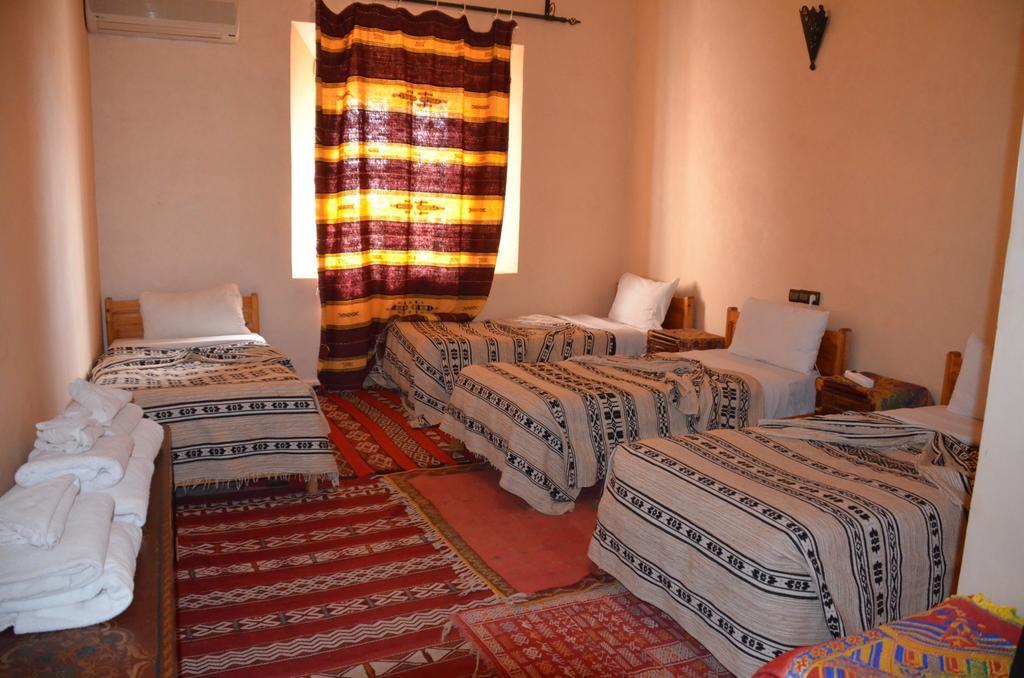 Boumalne Kasbah Tizzarouine Bed & Breakfast 部屋 写真