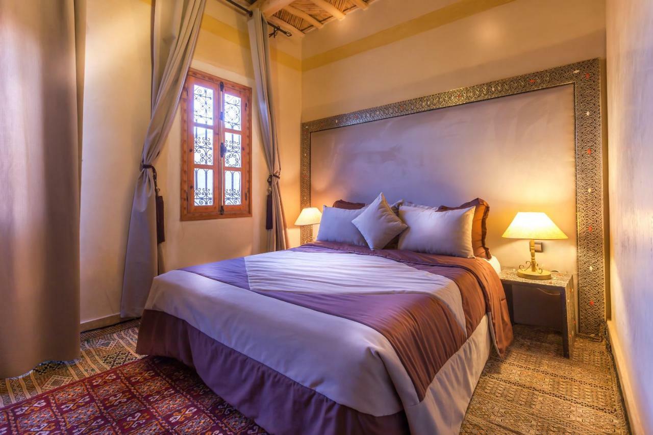 Boumalne Kasbah Tizzarouine Bed & Breakfast エクステリア 写真