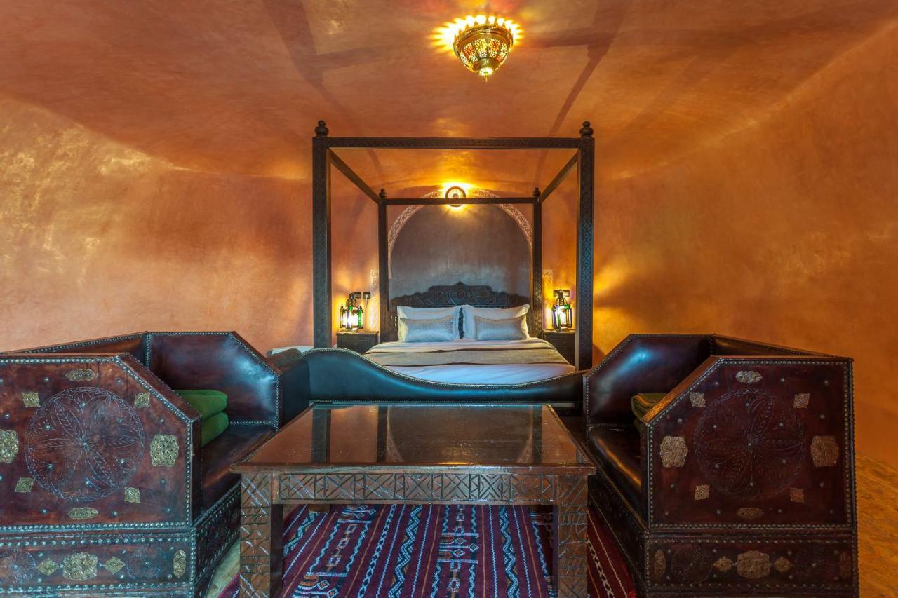 Boumalne Kasbah Tizzarouine Bed & Breakfast エクステリア 写真
