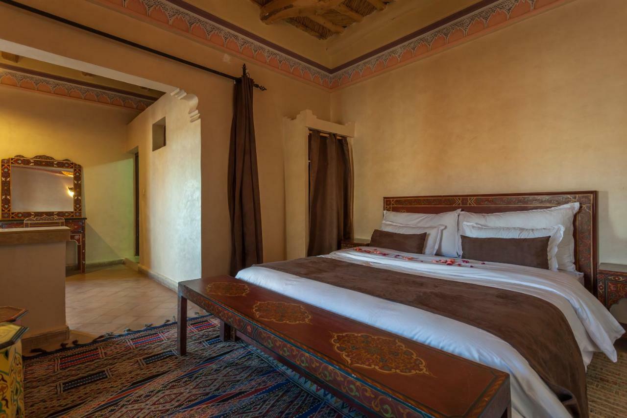 Boumalne Kasbah Tizzarouine Bed & Breakfast エクステリア 写真