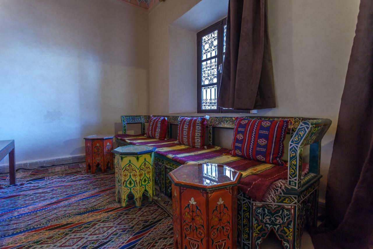 Boumalne Kasbah Tizzarouine Bed & Breakfast エクステリア 写真