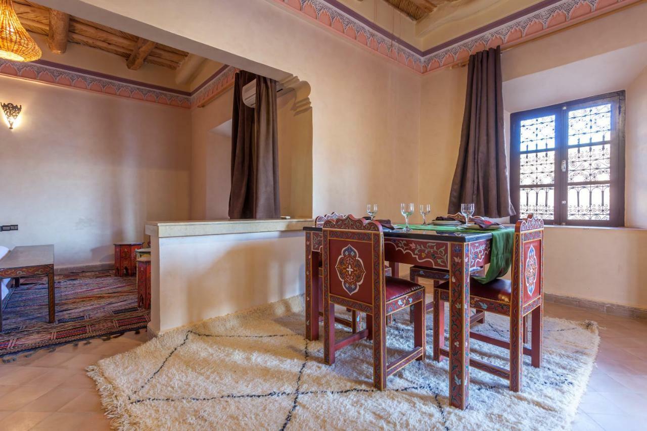 Boumalne Kasbah Tizzarouine Bed & Breakfast エクステリア 写真